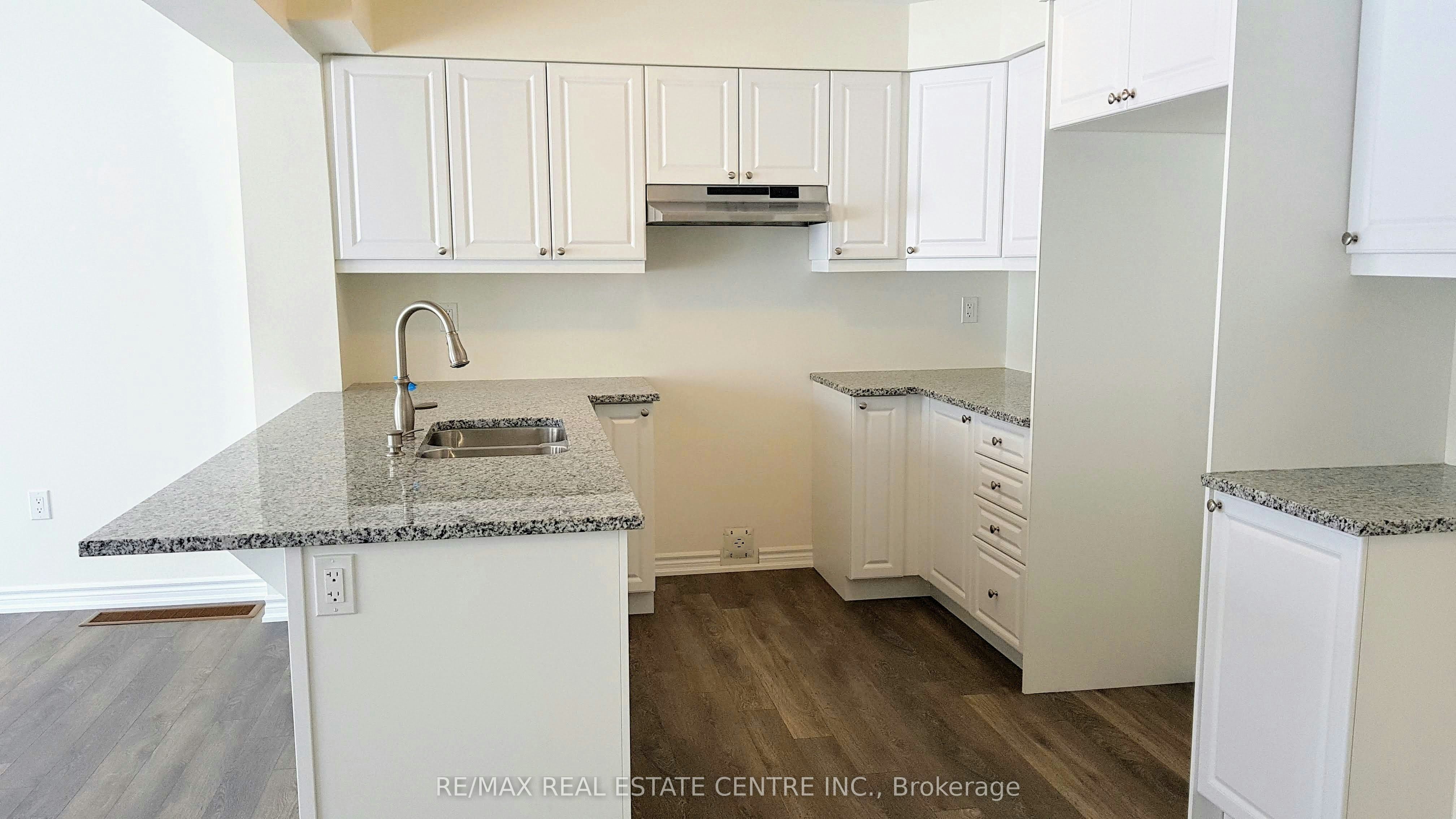 8 Watermill Street, Kitchener, ON, N2P 0H5 - 13