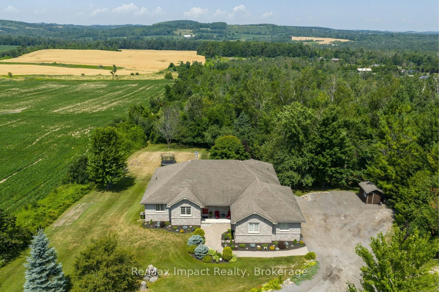 422 7a Highway, Cavan Monaghan, ON, L0A 1C0