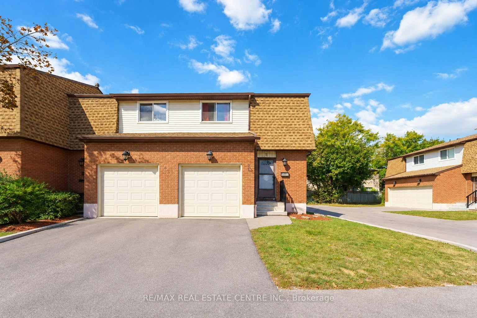 4-899 Stone Church Road E, Hamilton, ON, L8W 1B2