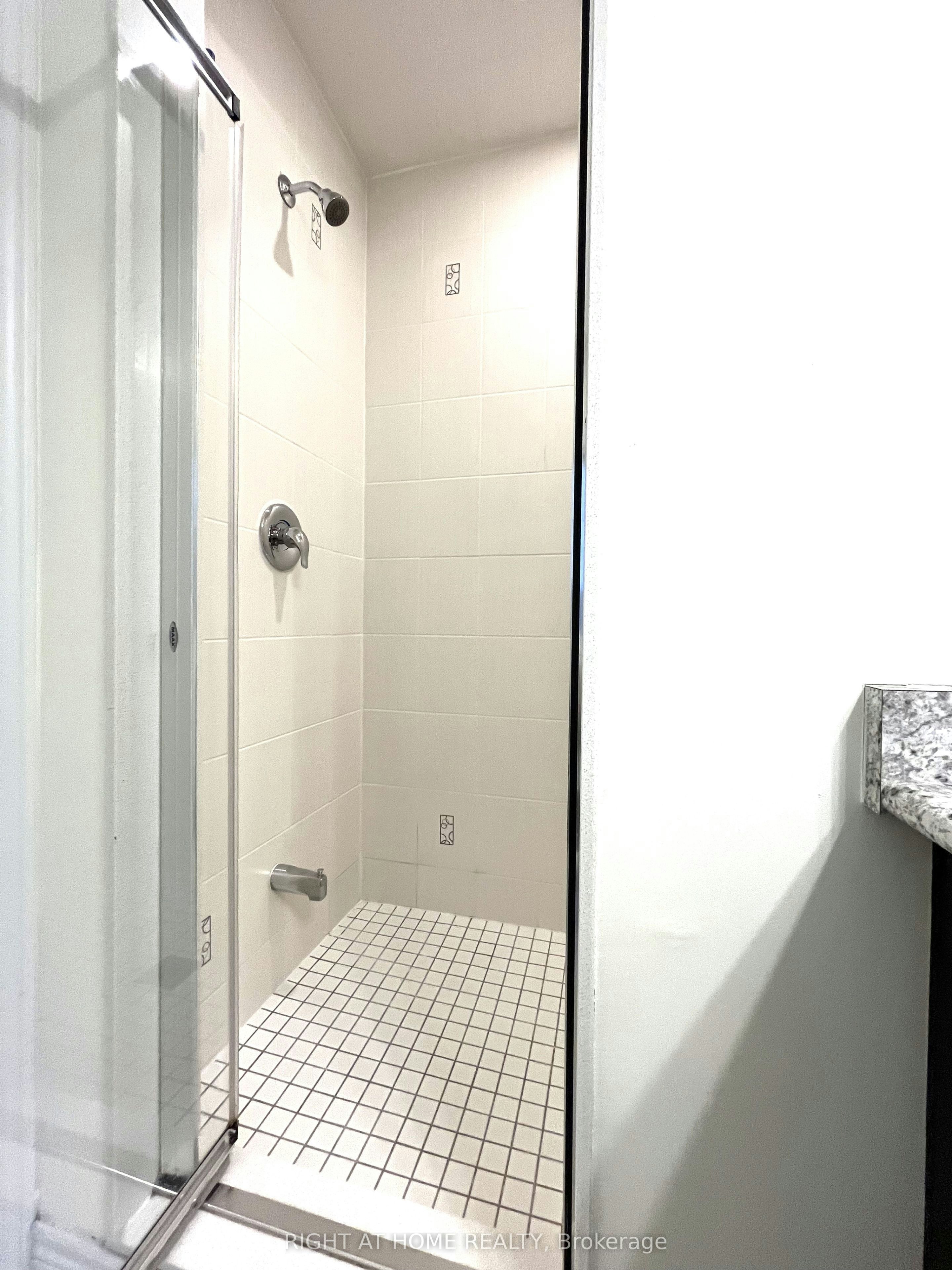 25 Rapids Lane, Hamilton, ON, L8K 0A3 - 31
