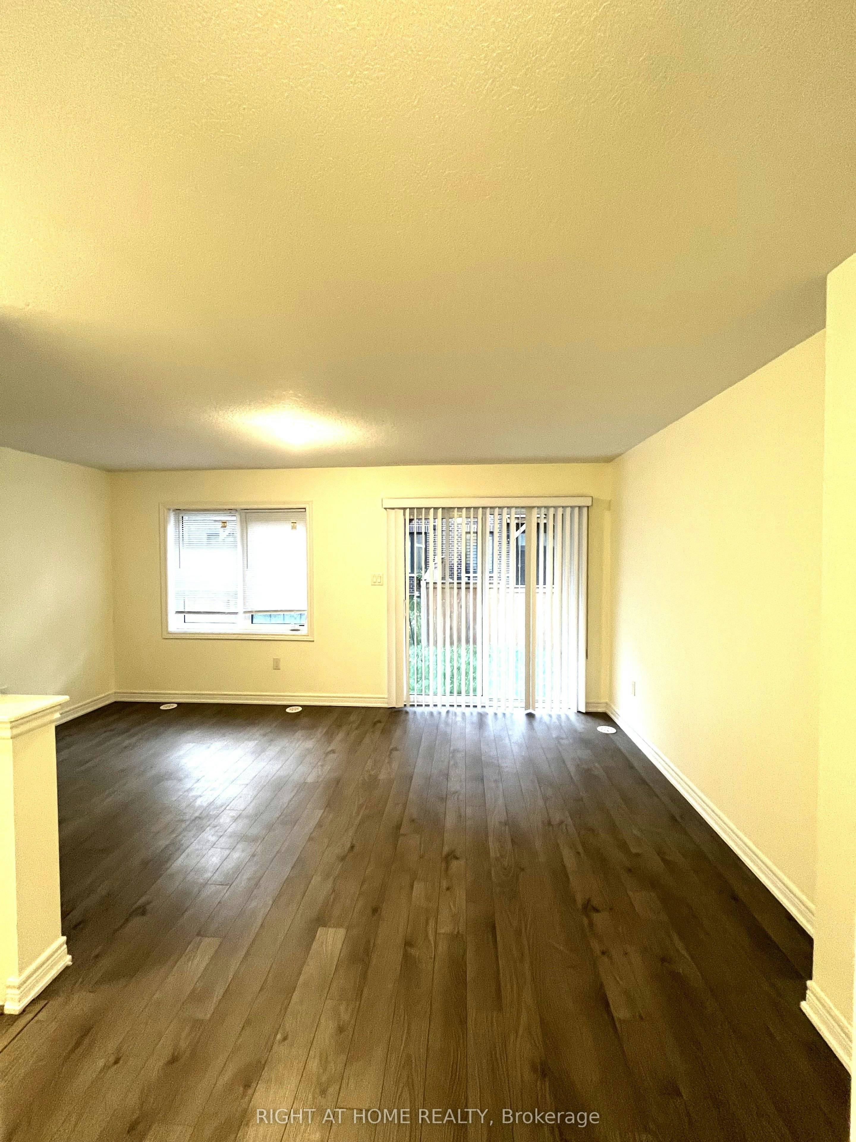25 Rapids Lane, Hamilton, ON, L8K 0A3 - 7