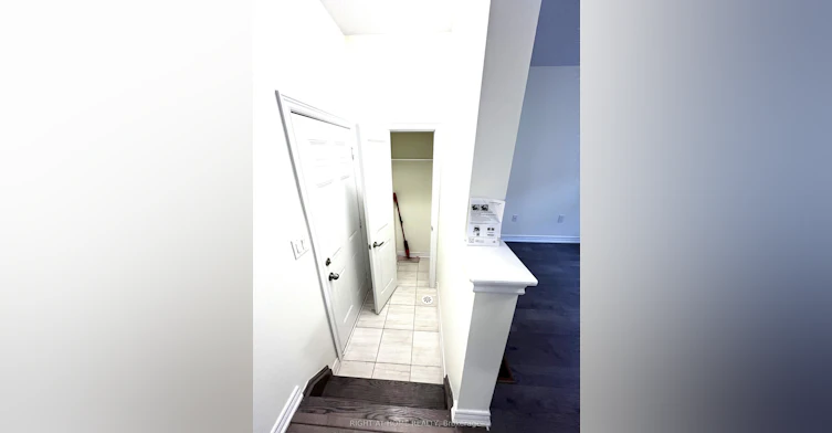 25 Rapids Lane, Hamilton, ON, L8K 0A3 - 6