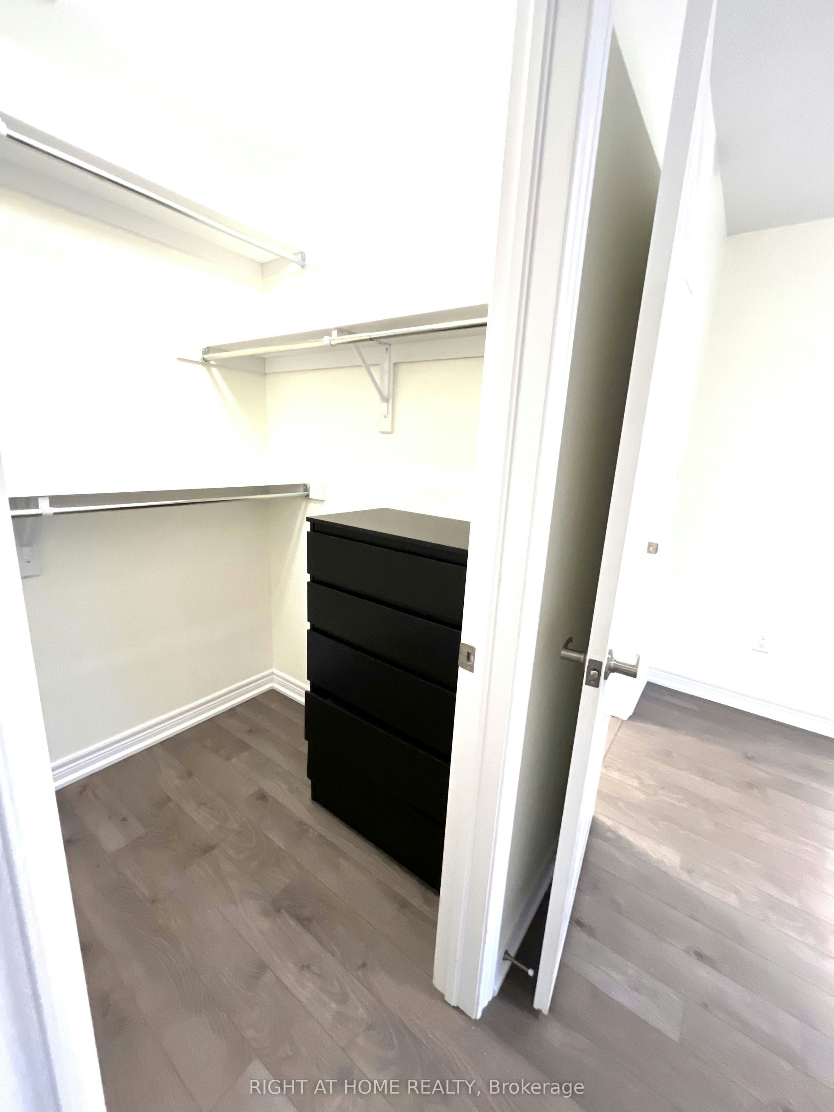 25 Rapids Lane, Hamilton, ON, L8K 0A3 - 26