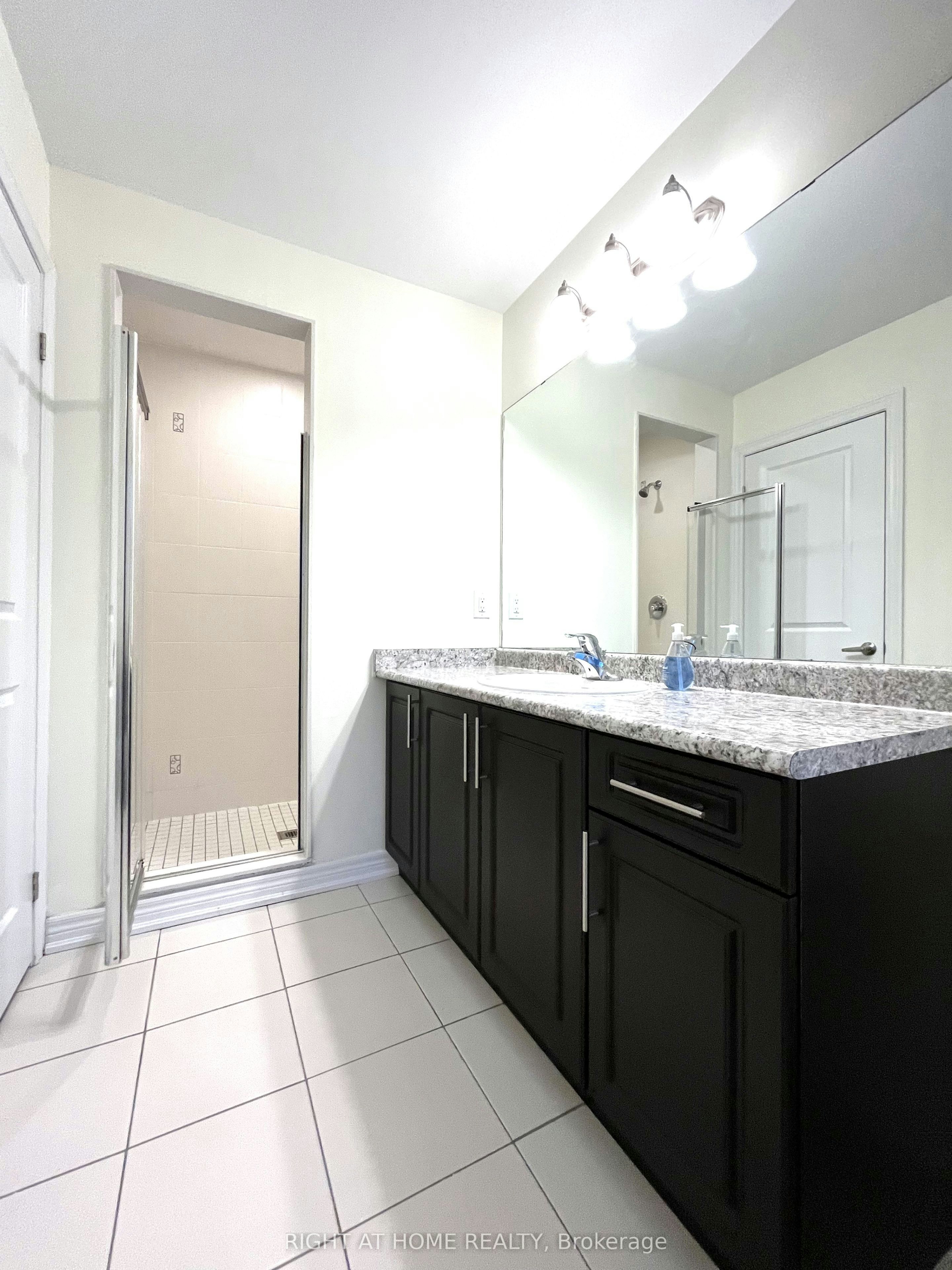 25 Rapids Lane, Hamilton, ON, L8K 0A3 - 30