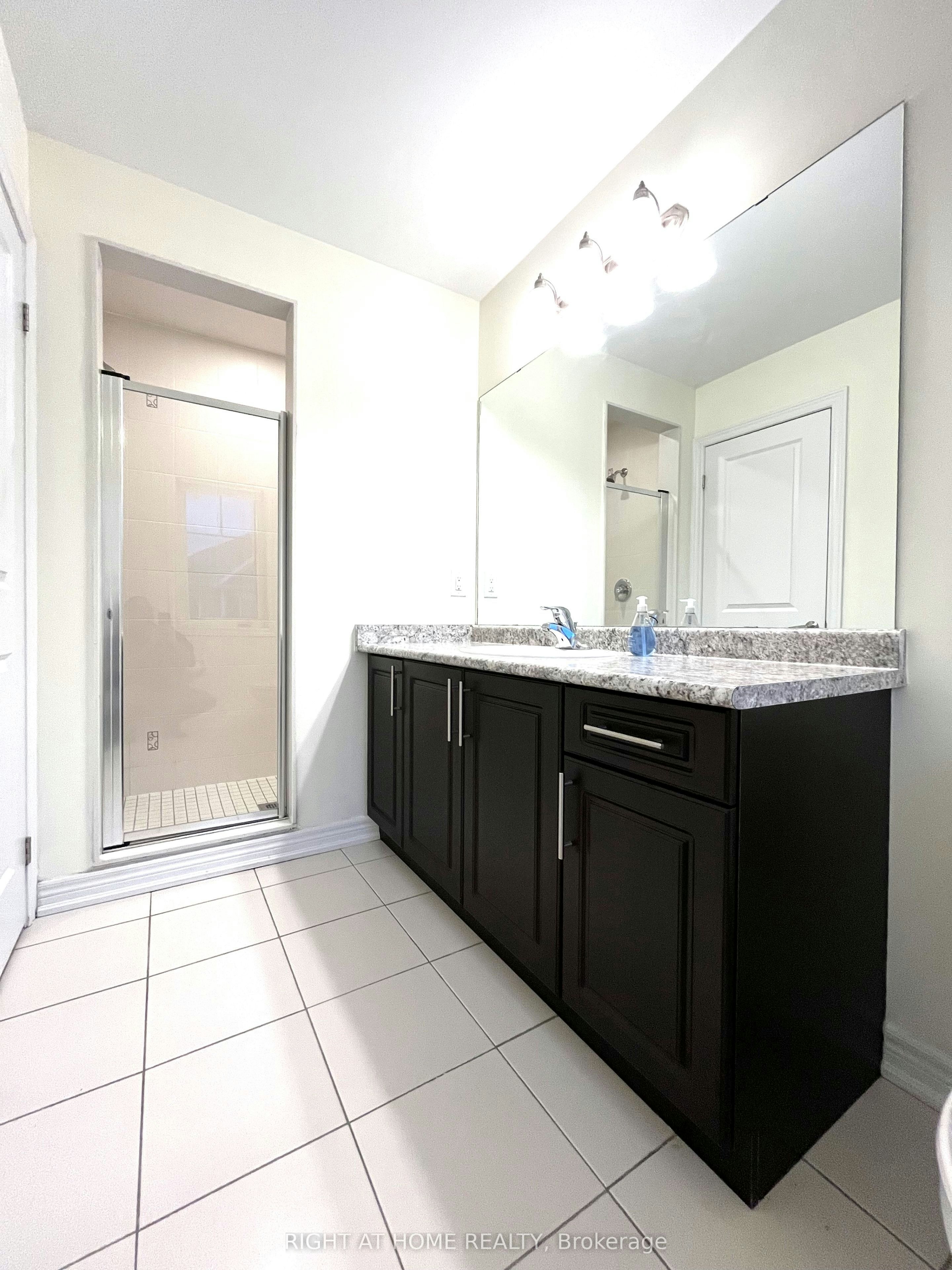 25 Rapids Lane, Hamilton, ON, L8K 0A3 - 29