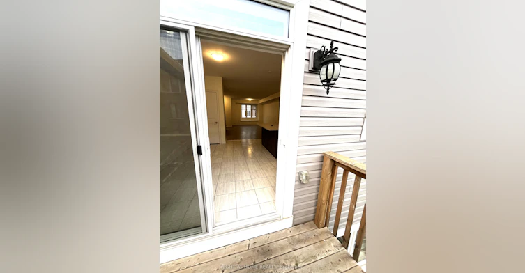 25 Rapids Lane, Hamilton, ON, L8K 0A3 - 10