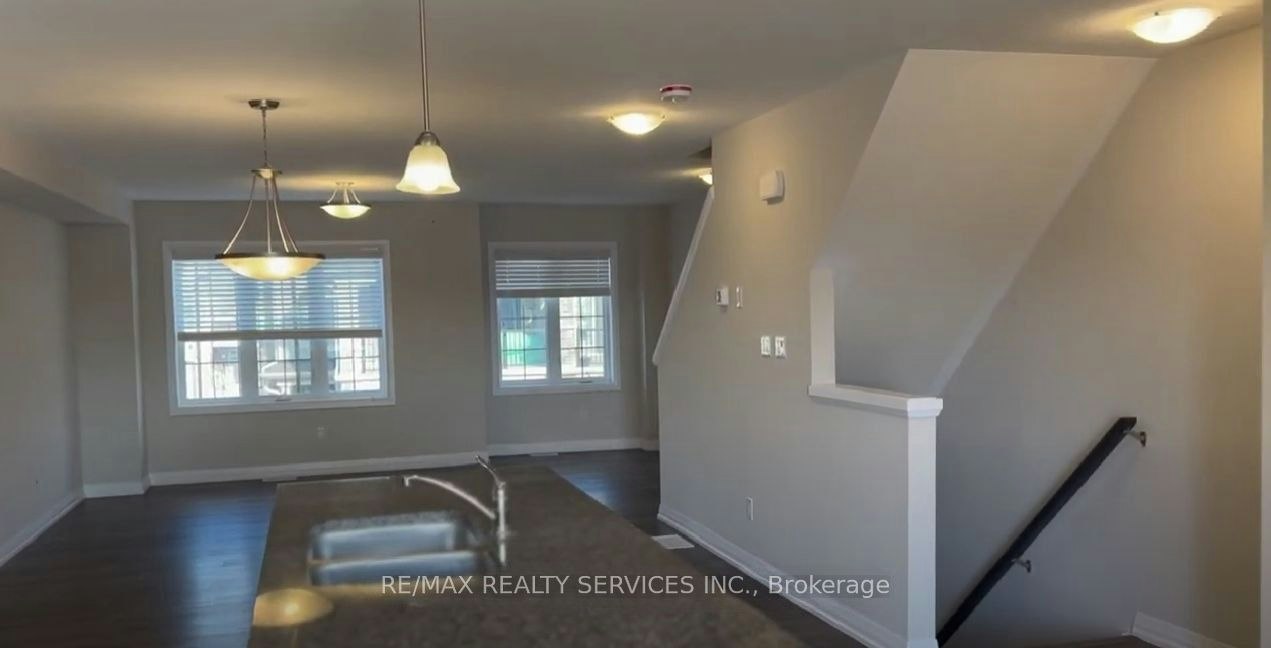 22 Bank Swallow Crescent, Kitchener, ON, N2P 2N3 - 7