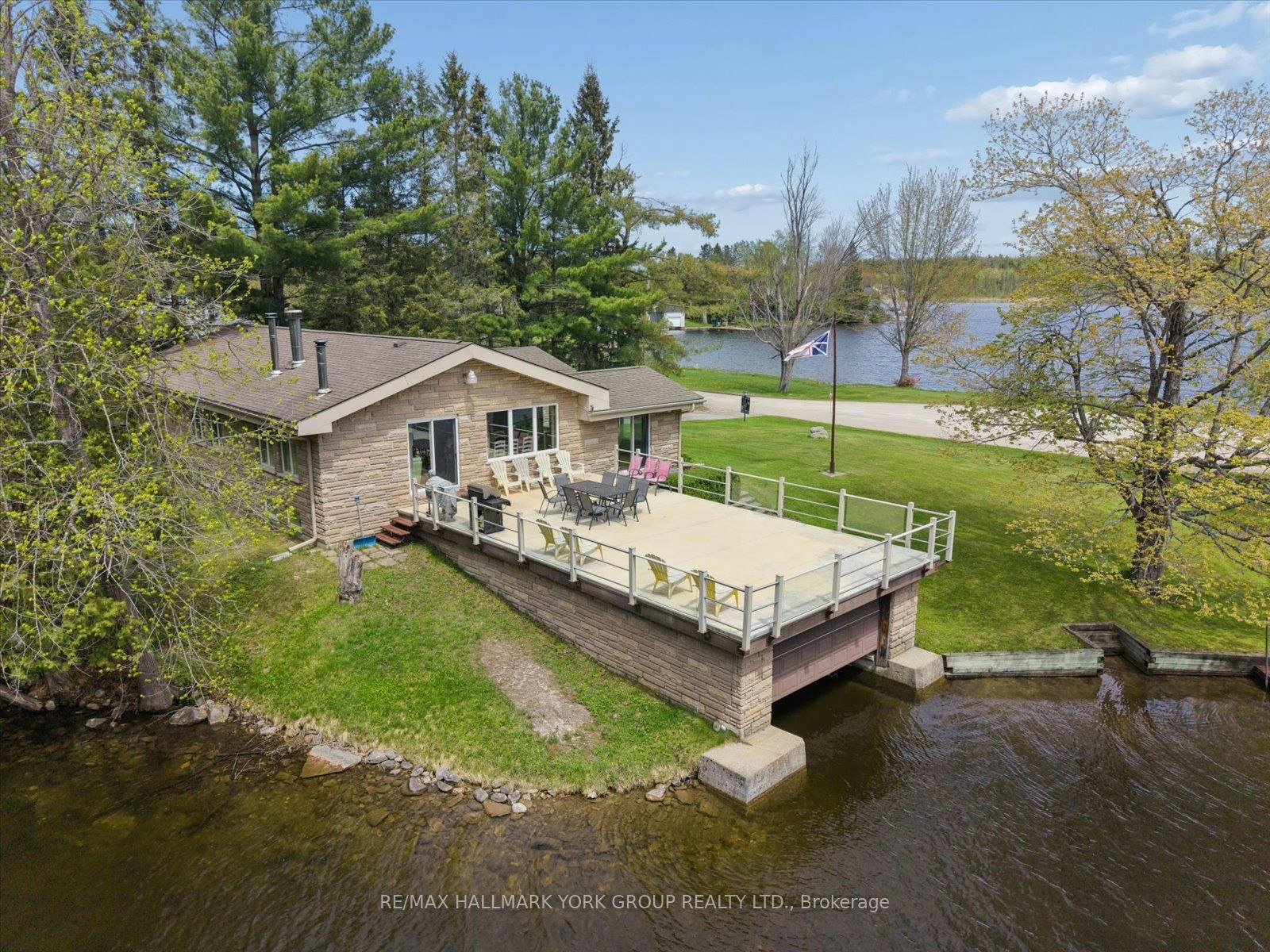 102 Albert Street - 2