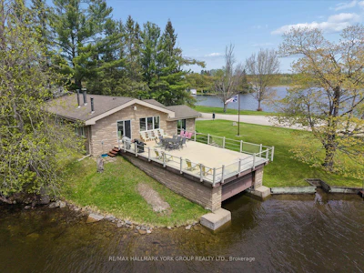 102 Albert Street - 2