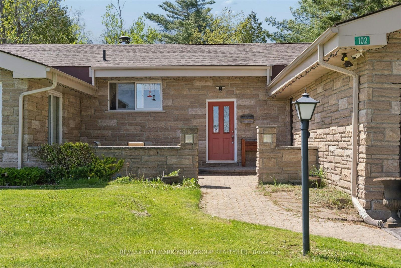 102 Albert Street, Kawartha Lakes, ON, K0M 1K0 - 10