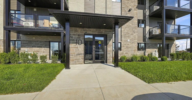 204-10 Hillside Meadow Drive, Quinte West, ON, K8V 0J7 - 21