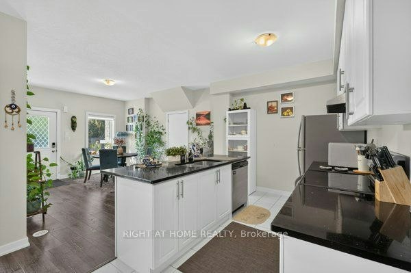 5-590 North Service Road, Hamilton, ON, L8E 0K5 - 16