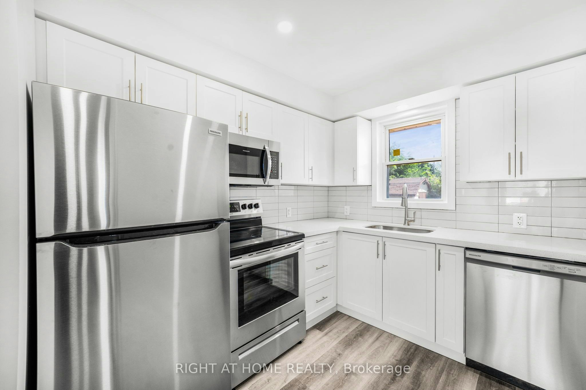81 Afton Avenue, Welland, ON, L3B 1V7 - 8