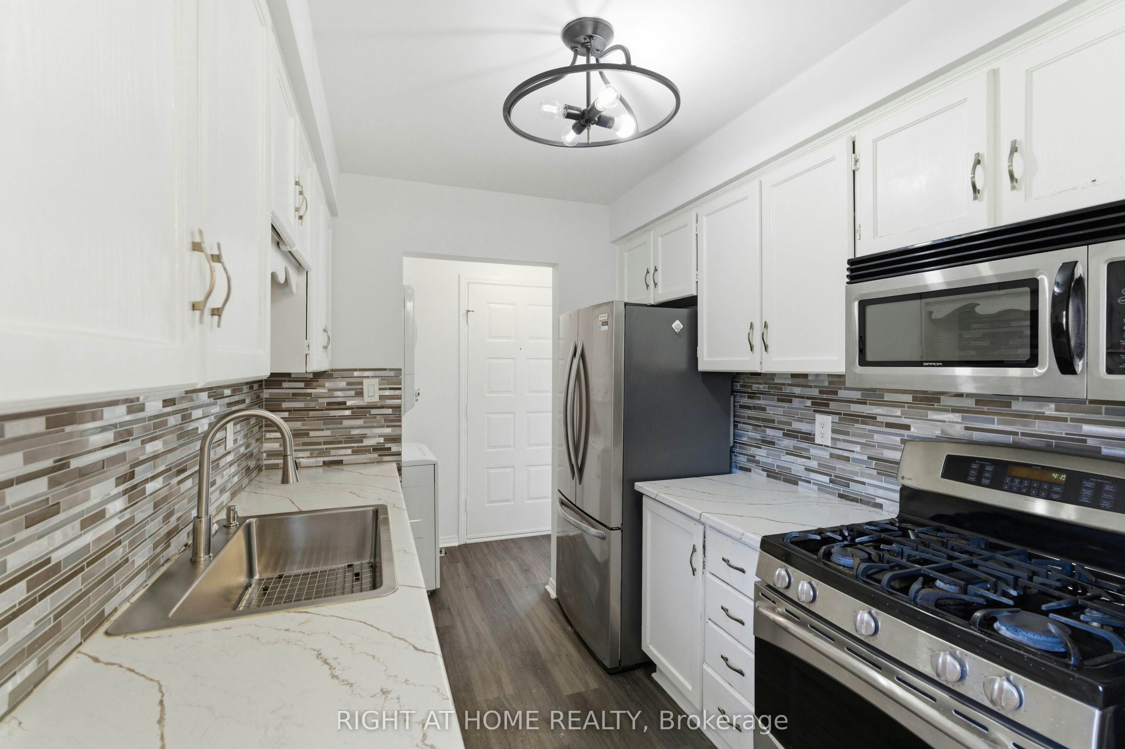 341 Rexford Drive, Hamilton, ON, L8W 1W2 - 11