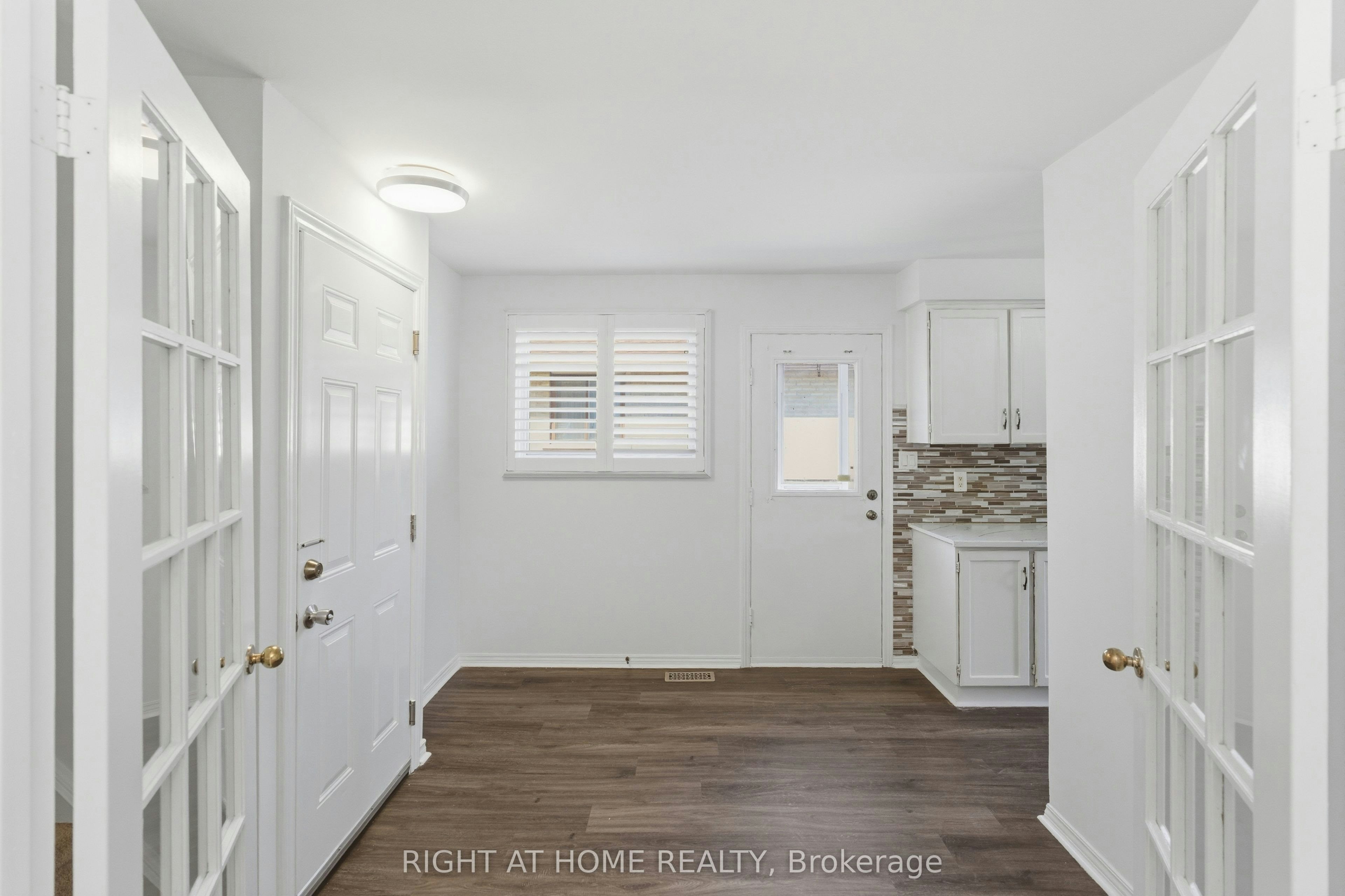 341 Rexford Drive, Hamilton, ON, L8W 1W2 - 4