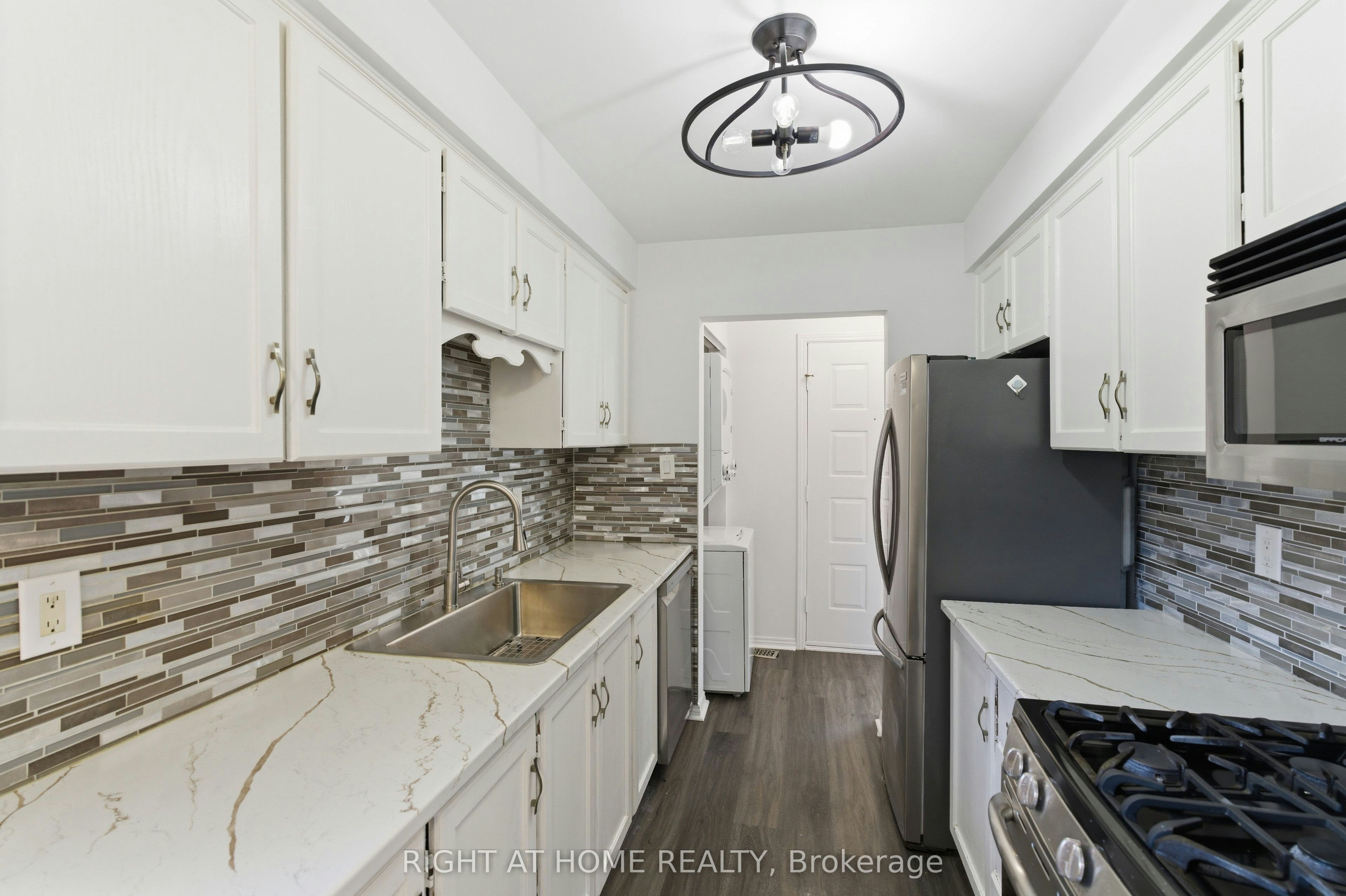 341 Rexford Drive, Hamilton, ON, L8W 1W2 - 12