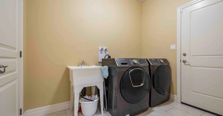Main-19 Bevan Drive, Belleville, ON, K8N 0H3 - 19