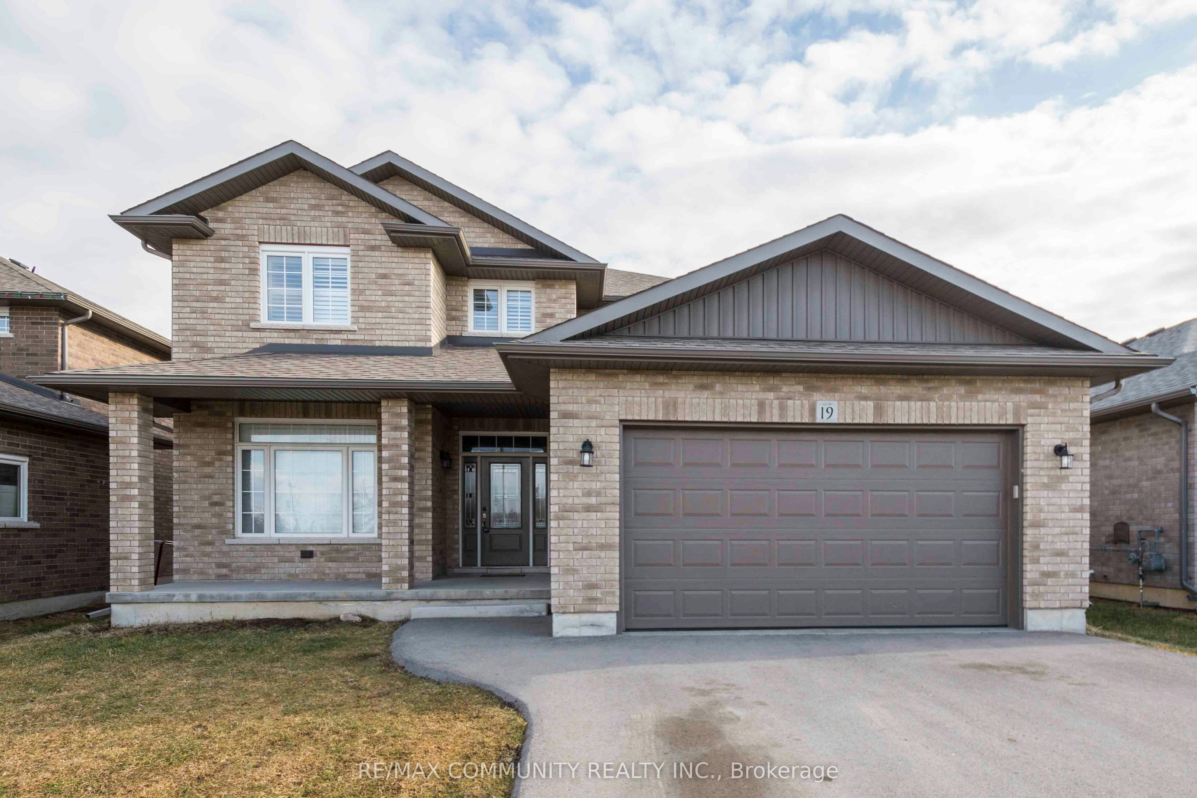 Main-19 Bevan Drive, Belleville, ON, K8N 0H3