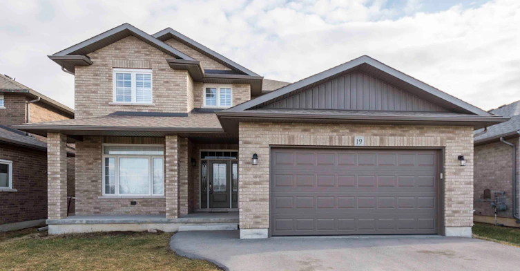 Main-19 Bevan Drive, Belleville, ON, K8N 0H3