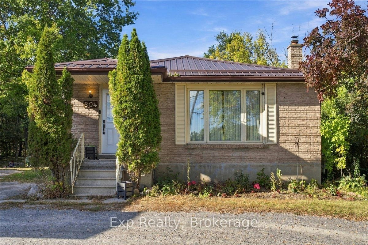804 Sherbrooke Street, Peterborough, ON, K9J 2R1