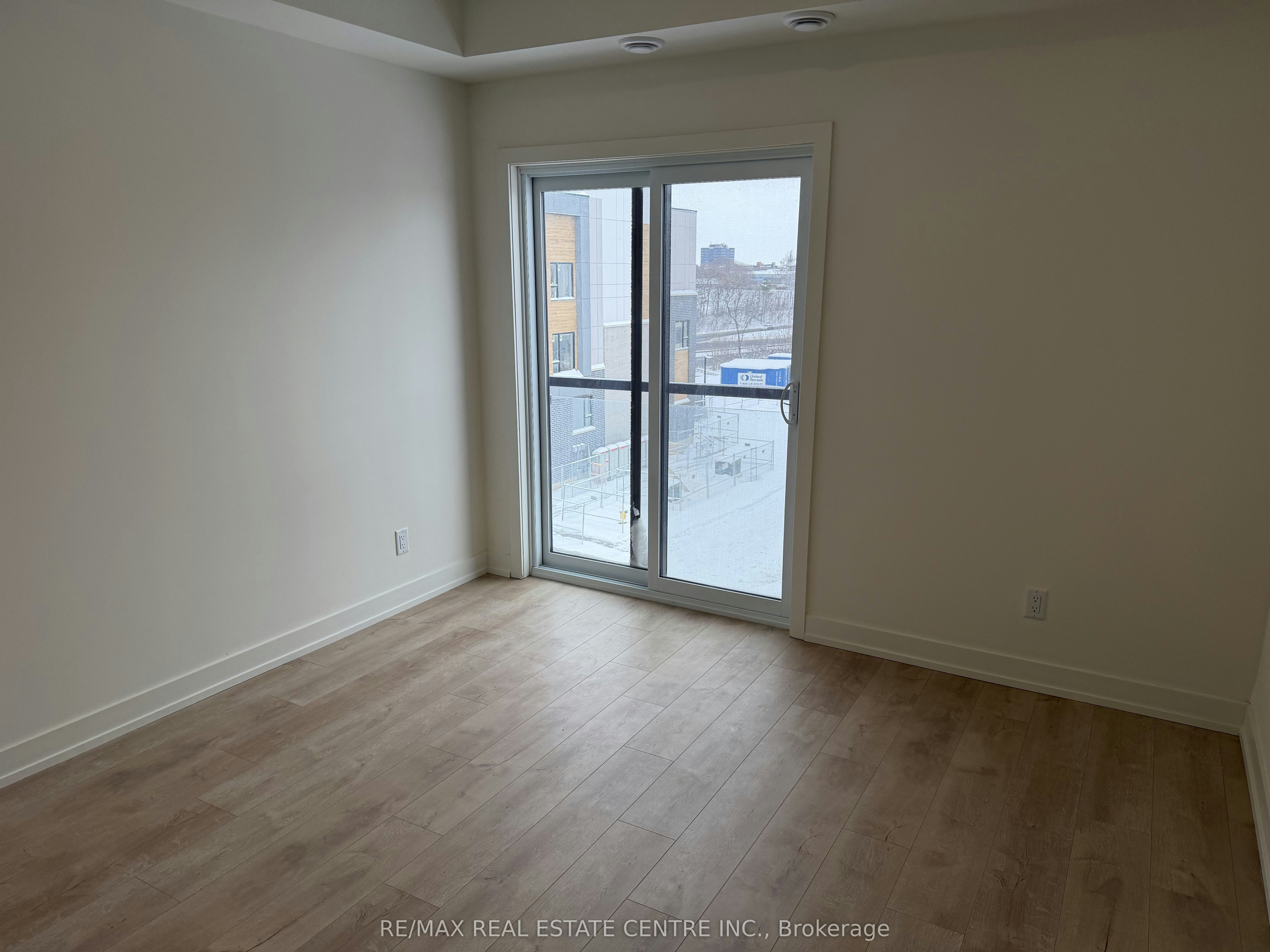 Suite 334 (302C)-16 Melbourne Avenue, St. Catharines, ON, L2P 3J8 - 13