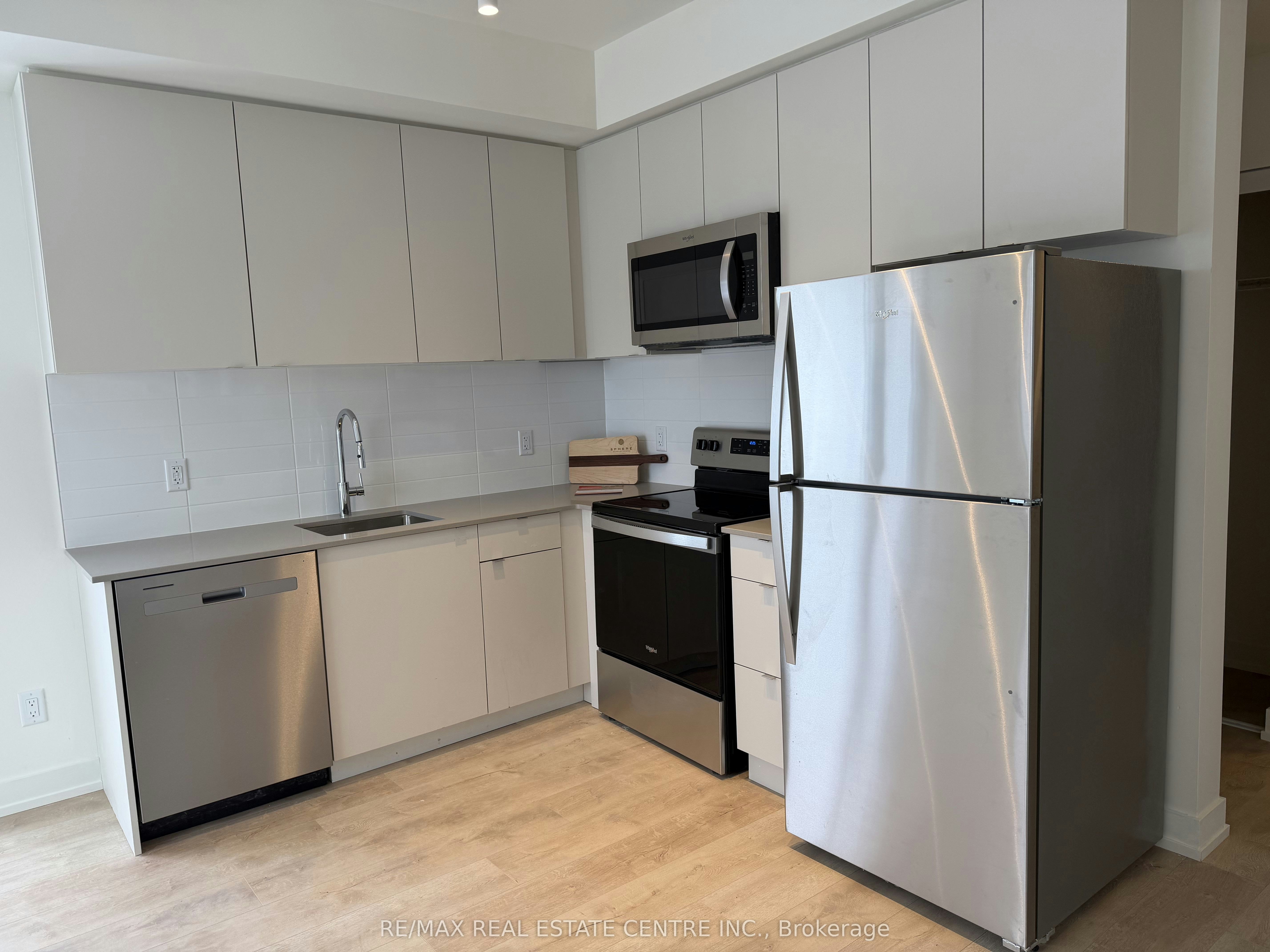 Suite 334 (302C)-16 Melbourne Avenue, St. Catharines, ON, L2P 3J8 - 5