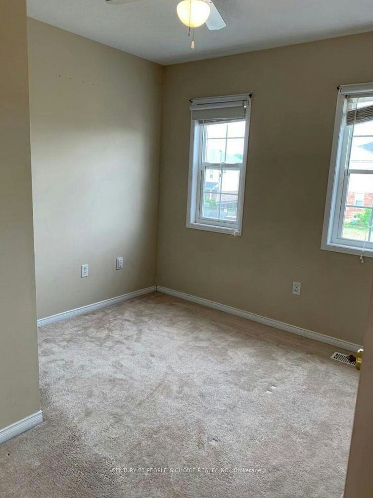69 Bloomington Drive, Cambridge, ON, N1P 1J5 - 10