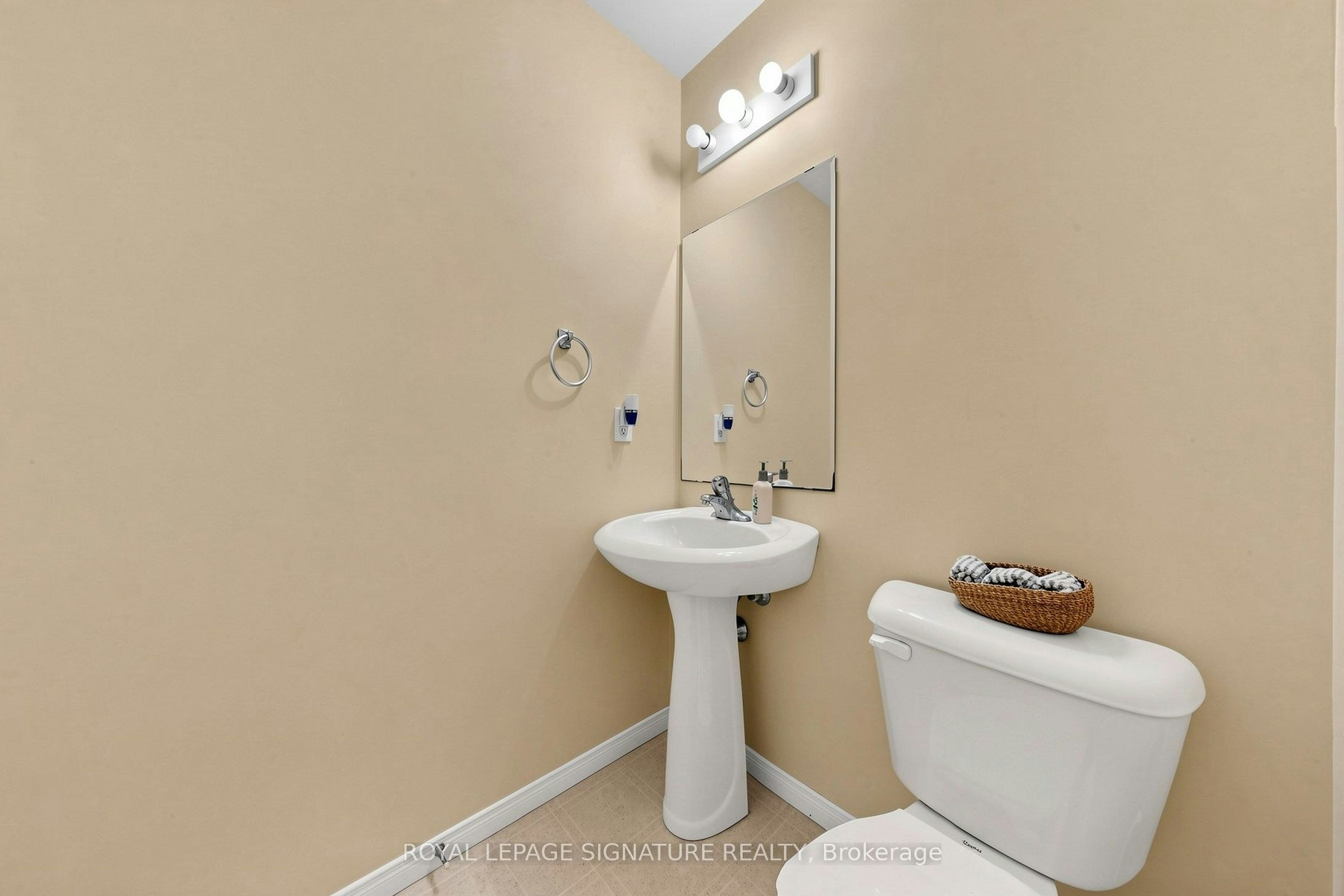 A5-110 Activa Avenue, Kitchener, ON, N2E 4K4 - 16