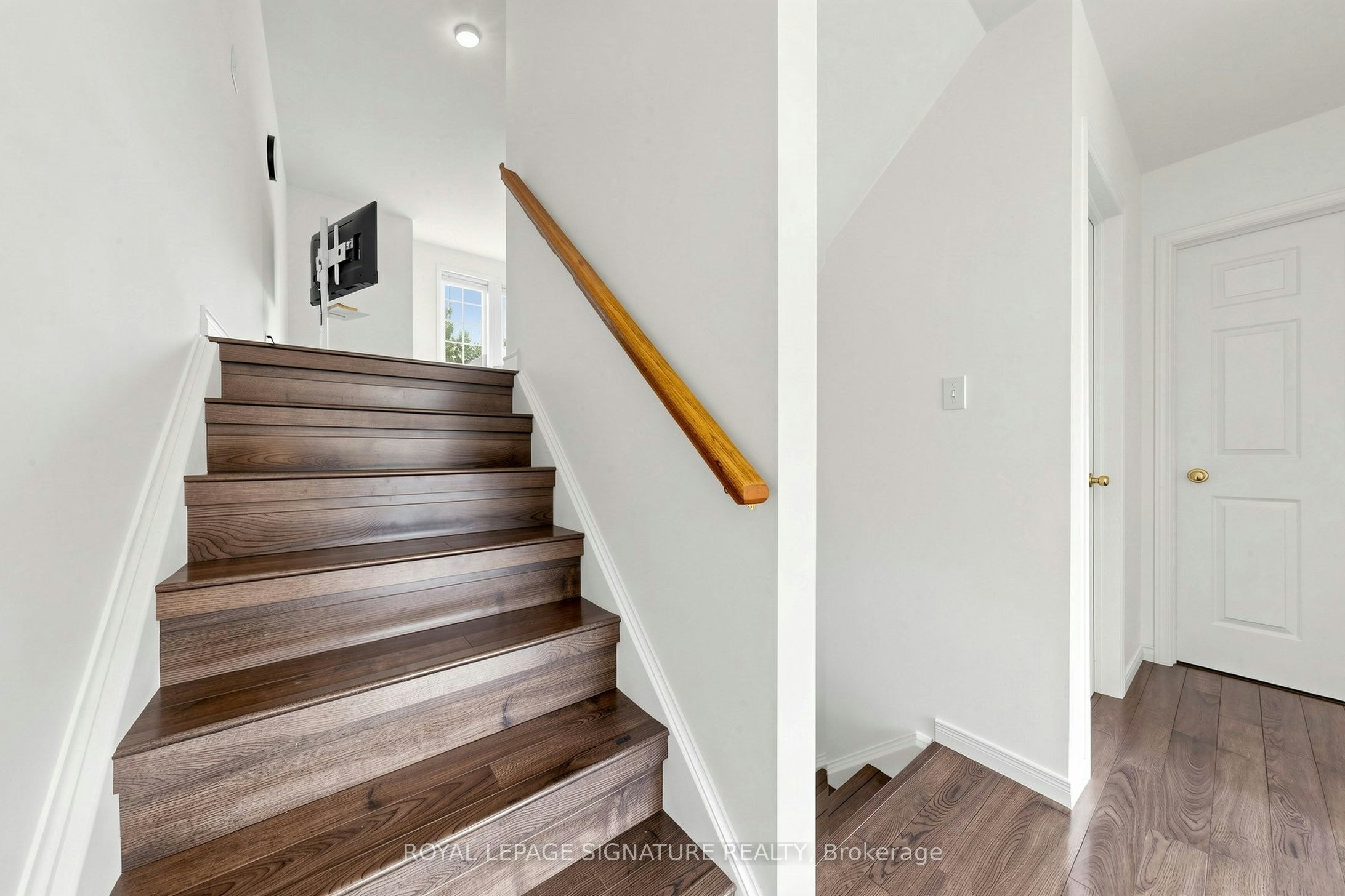 A5-110 Activa Avenue, Kitchener, ON, N2E 4K4 - 9