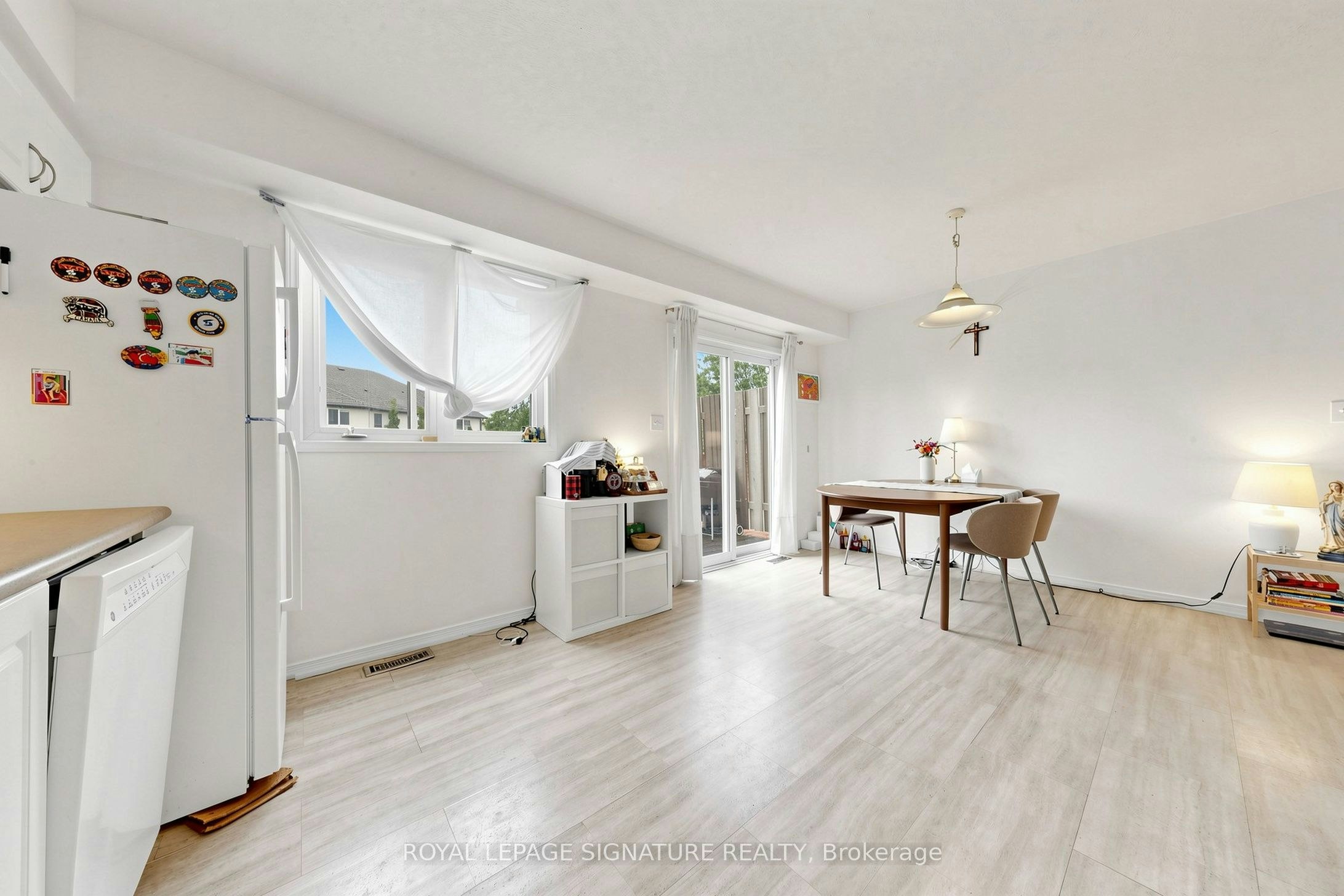A5-110 Activa Avenue, Kitchener, ON, N2E 4K4 - 11