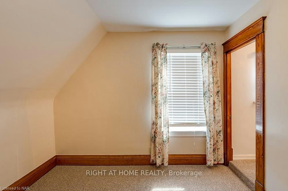 5266 Heywood Avenue, Niagara Falls, ON, L2E 4V6 - 11