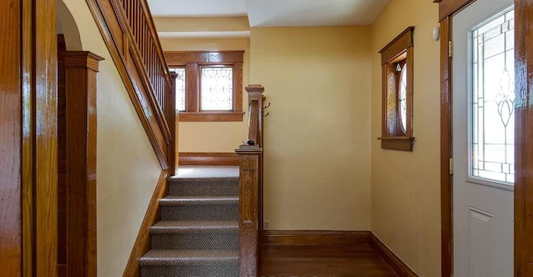 5266 Heywood Avenue, Niagara Falls, ON, L2E 4V6 - 2