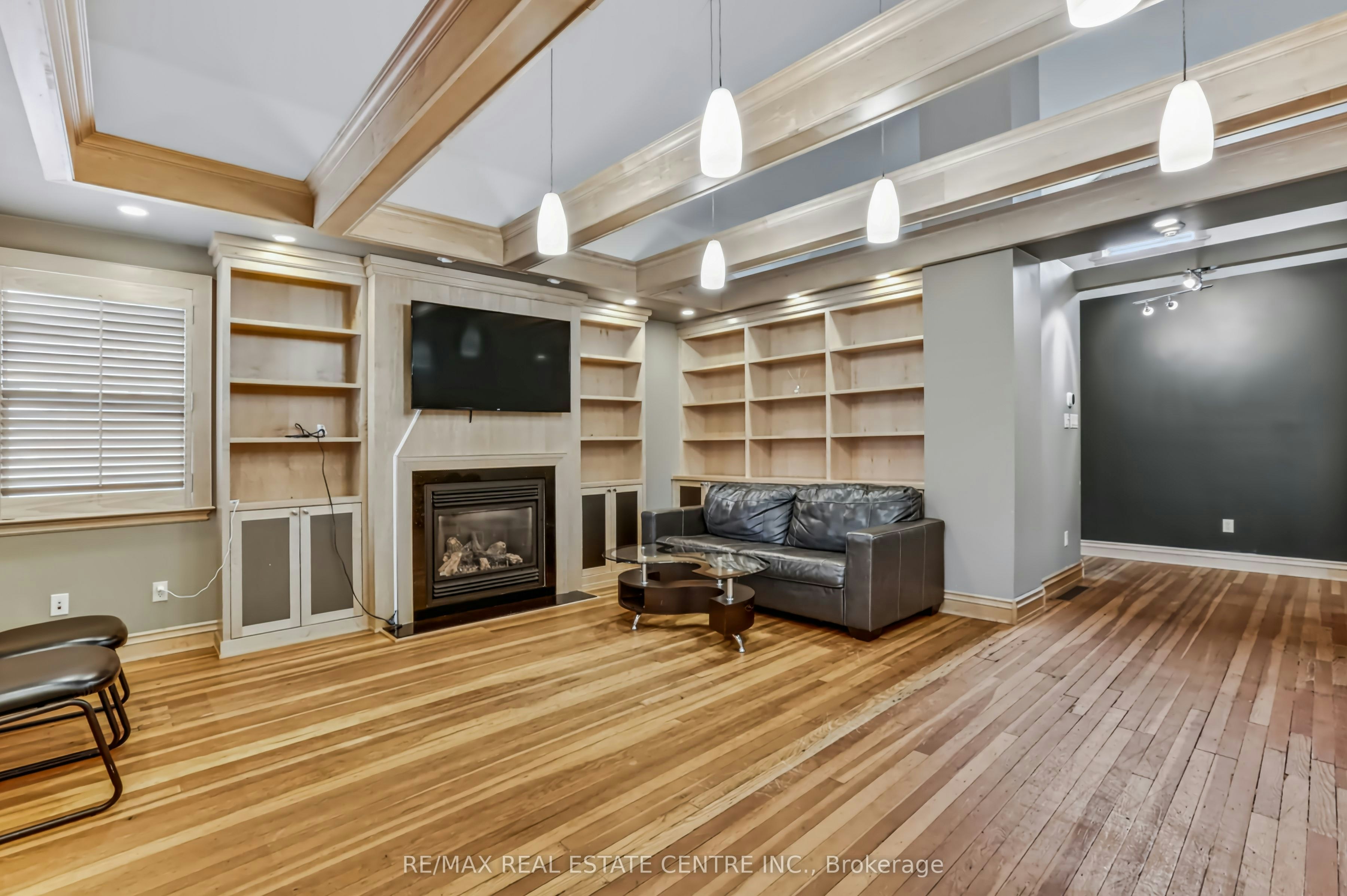 900 Adelaide Street N, London, ON, N5Y 2M5 - 5