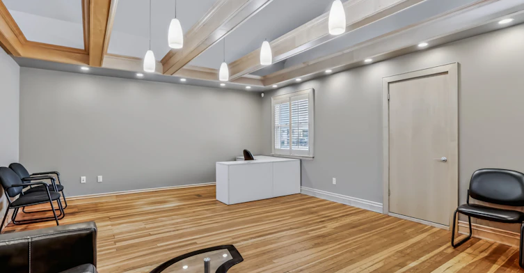 900 Adelaide Street N, London, ON, N5Y 2M5 - 8