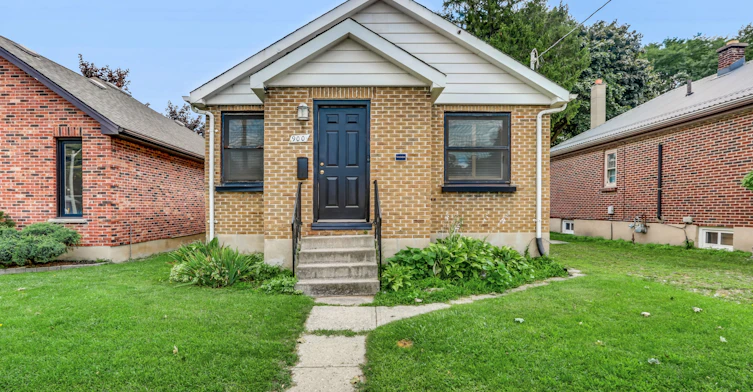 900 Adelaide Street N, London, ON, N5Y 2M5