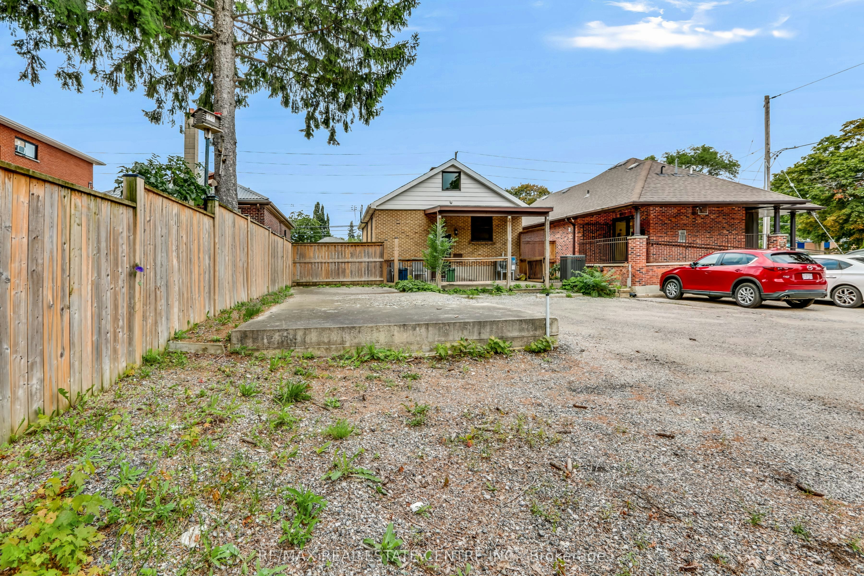 900 Adelaide Street N, London, ON, N5Y 2M5 - 31