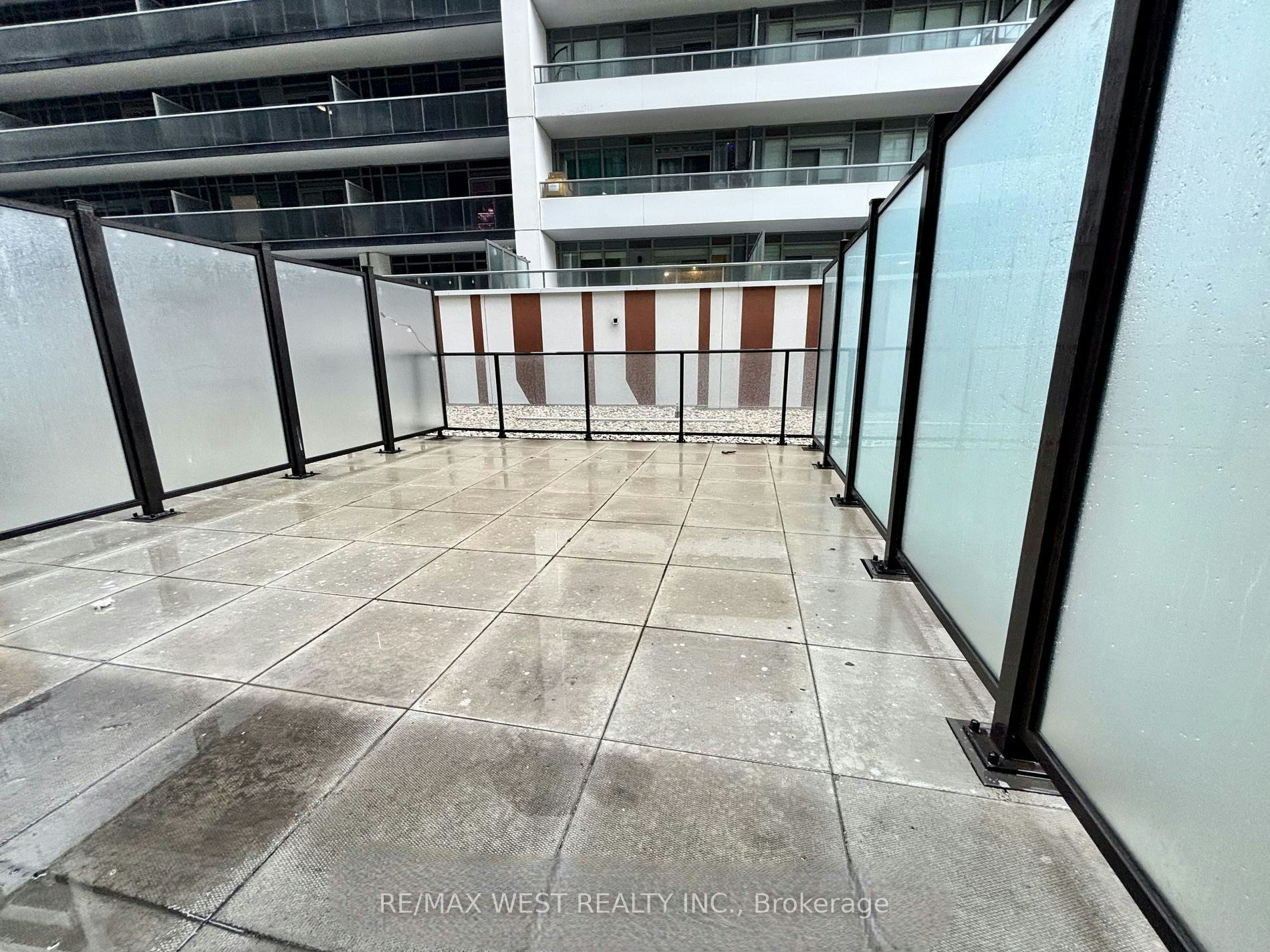 325-1 Jarvis Street, Hamilton, ON, L8R 0A8 - 12