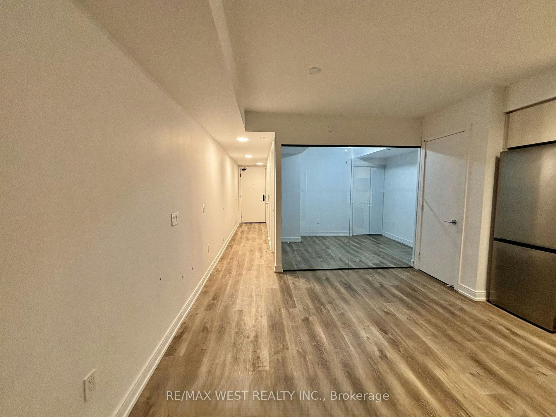 325-1 Jarvis Street, Hamilton, ON, L8R 0A8 - 7
