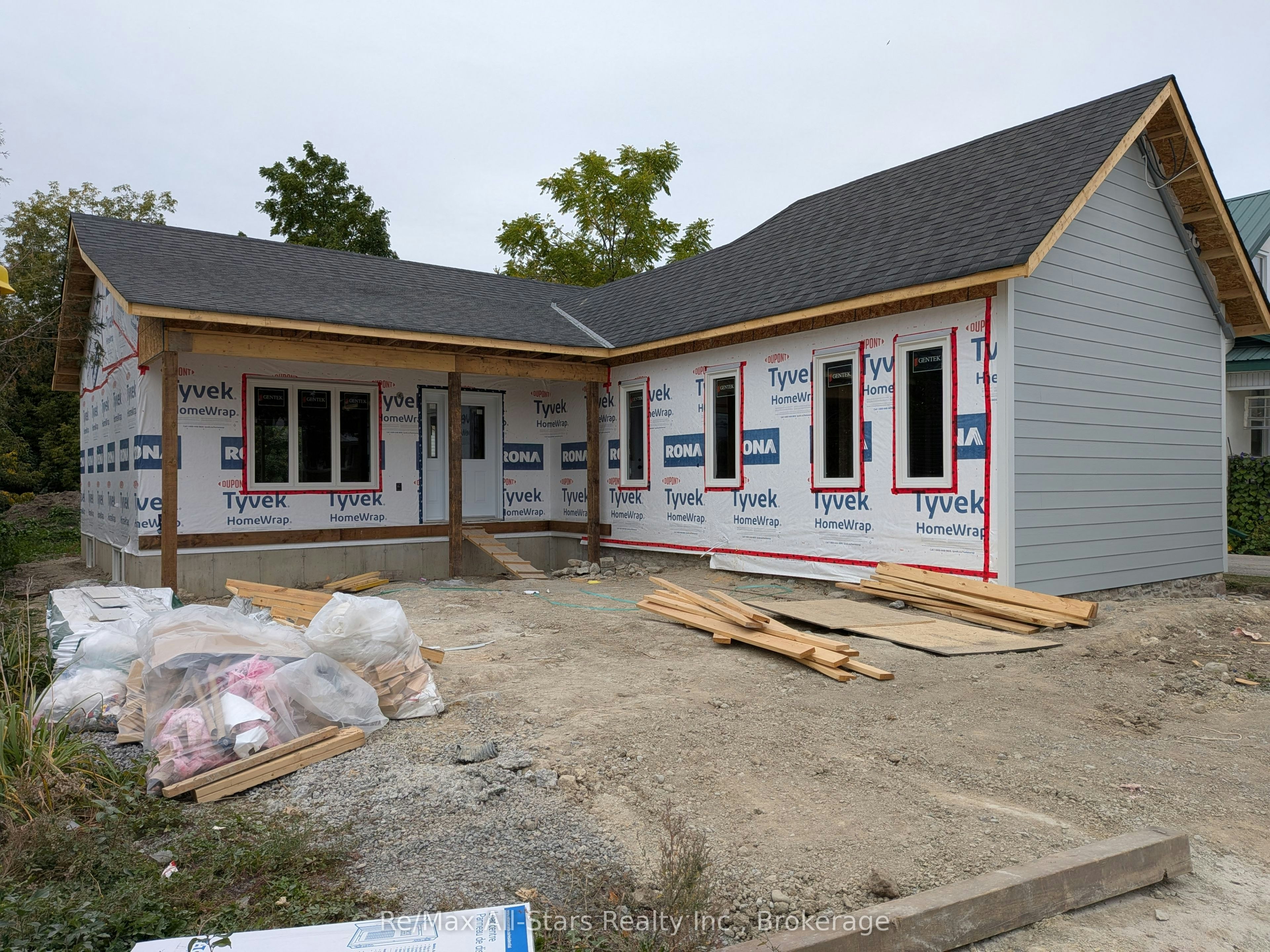 99 St Patrick Street, Kawartha Lakes, ON, K9V 1R7