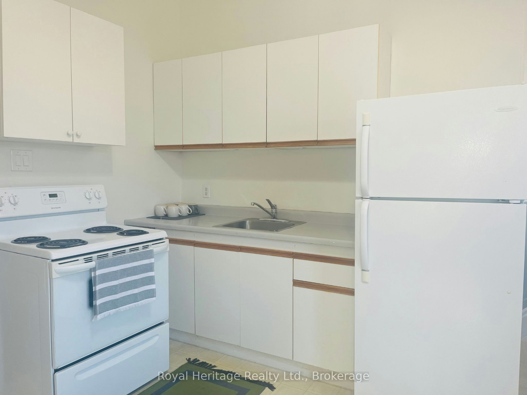 3-80 Bridge Street W, Belleville, ON, K8P 1J5 - 9