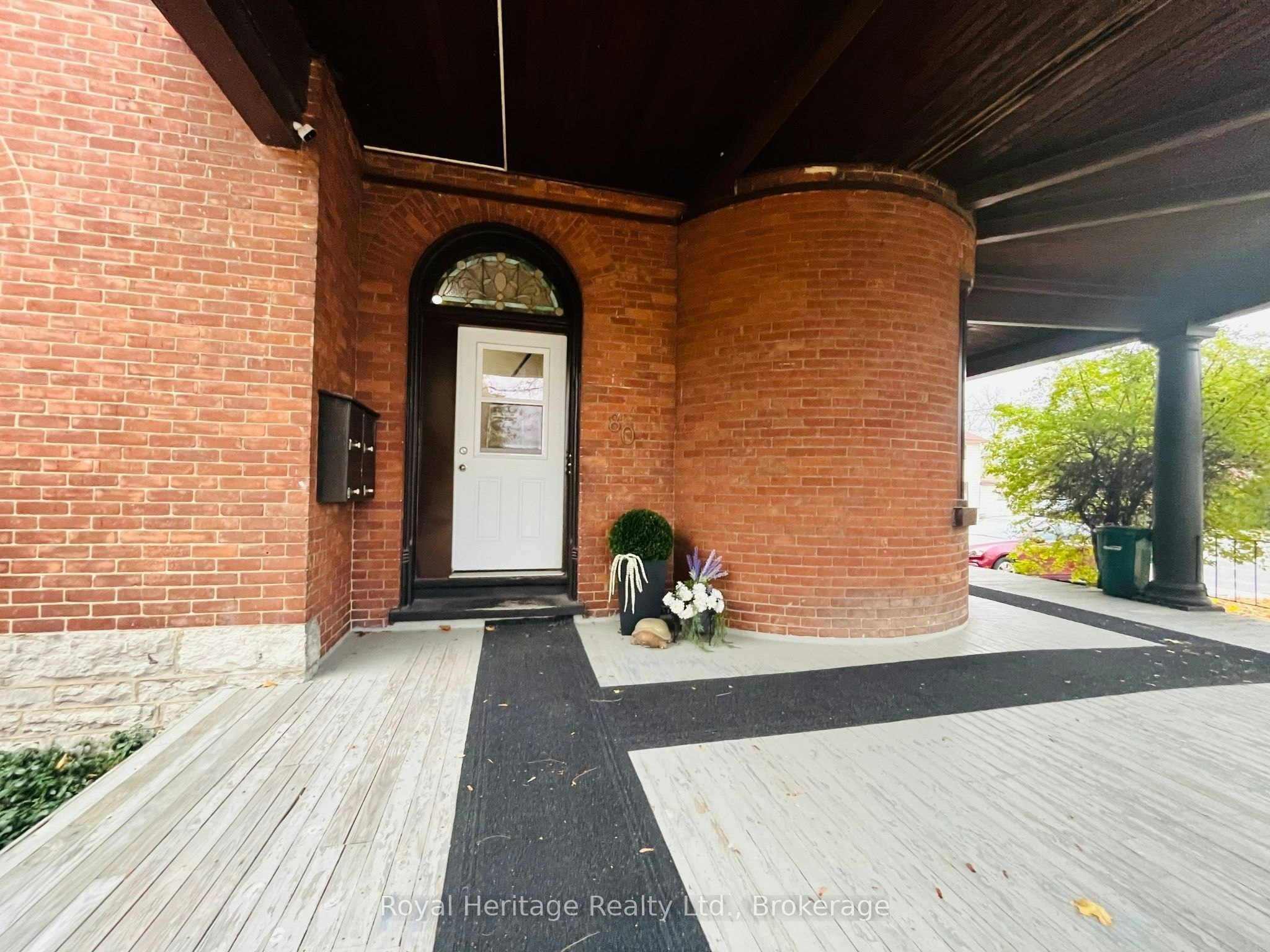 3-80 Bridge Street W, Belleville, ON, K8P 1J5 - 2