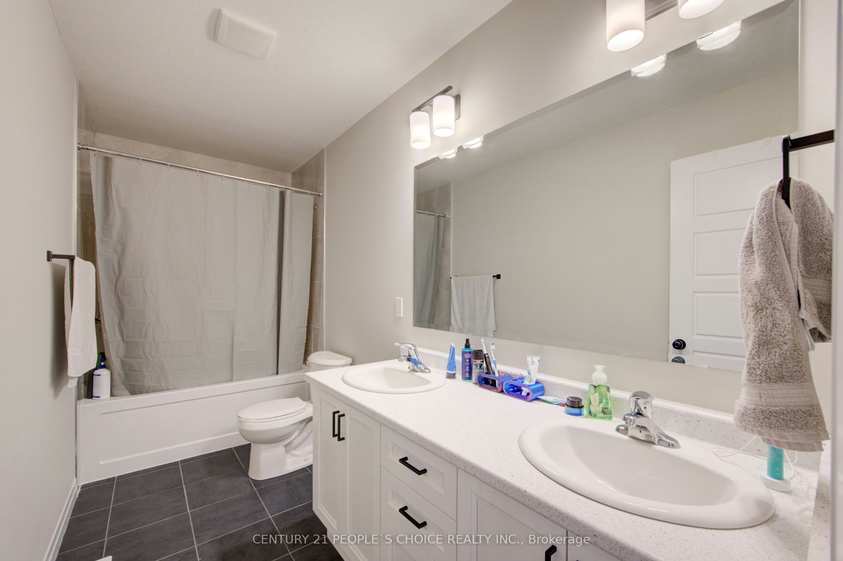 377 Bradshaw Drive, Stratford, ON, N5A 0K2 - 28