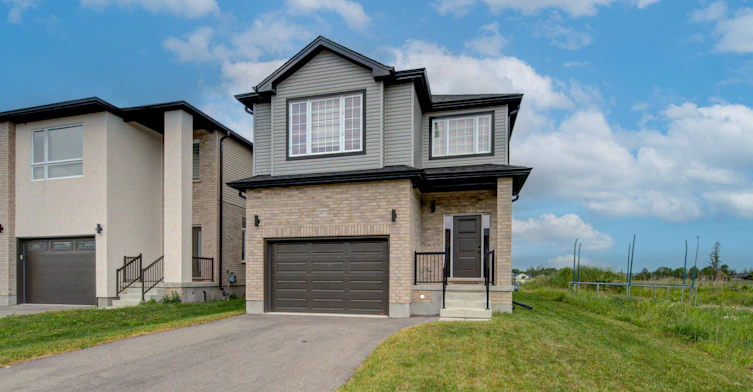 377 Bradshaw Drive, Stratford, ON, N5A 0K2 - 2