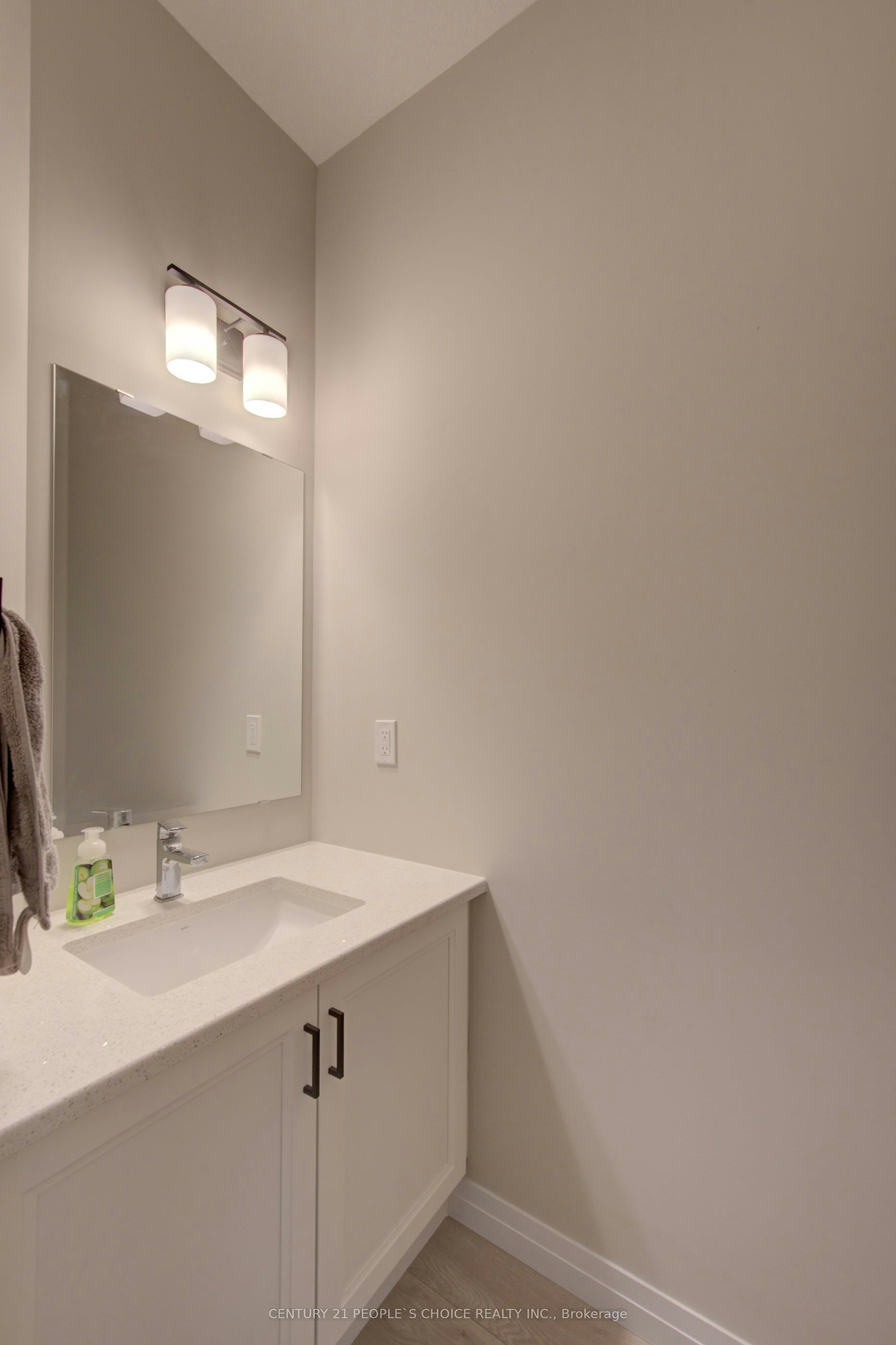 377 Bradshaw Drive, Stratford, ON, N5A 0K2 - 6