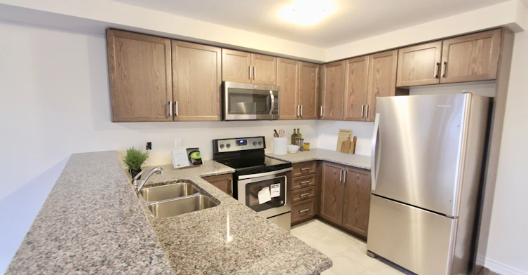 177 Law Drive, Guelph, ON, N1E 0E7 - 9