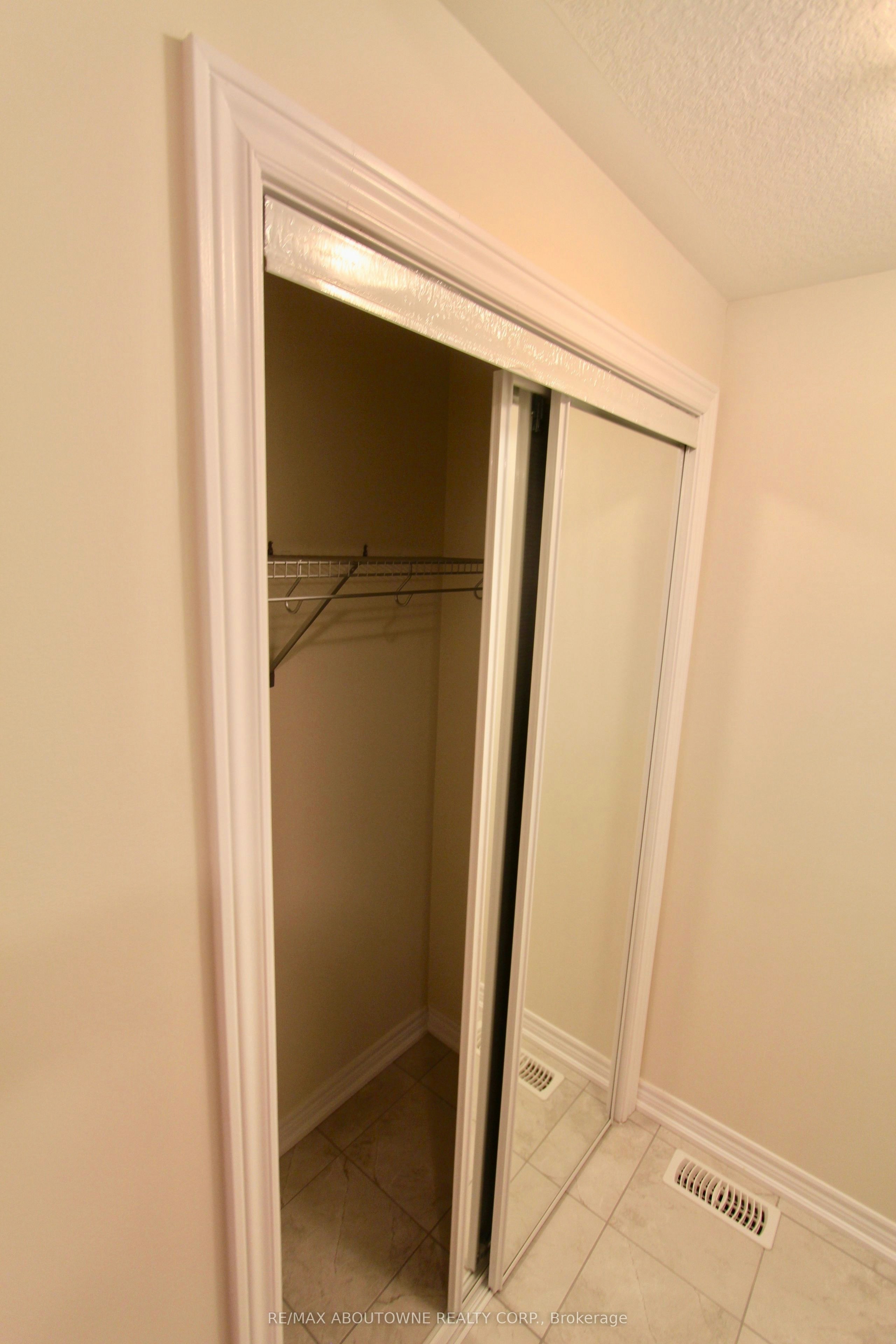 177 Law Drive, Guelph, ON, N1E 0E7 - 4