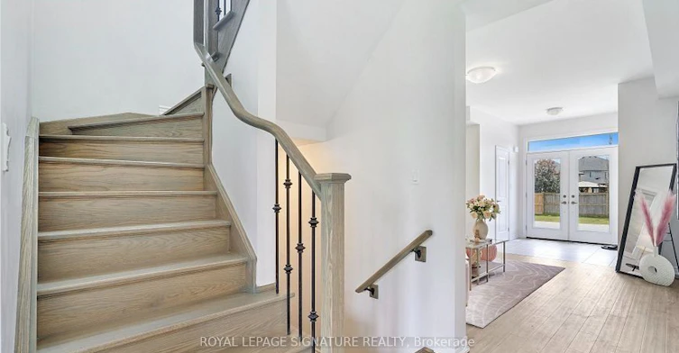 7763 Secretariat Court, Niagara Falls, ON, L7C 4G6 - 10