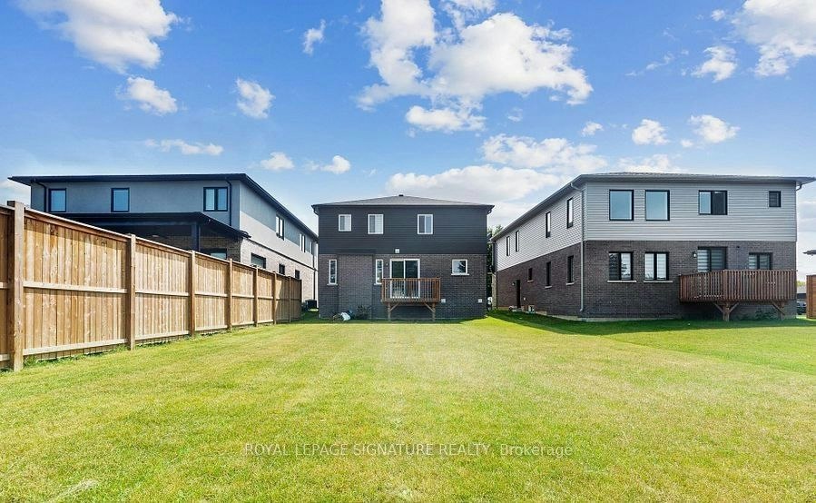 7763 Secretariat Court, Niagara Falls, ON, L7C 4G6 - 19