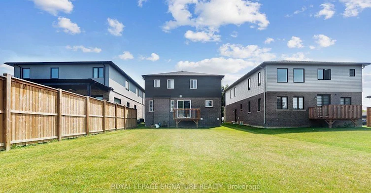 7763 Secretariat Court, Niagara Falls, ON, L7C 4G6 - 19