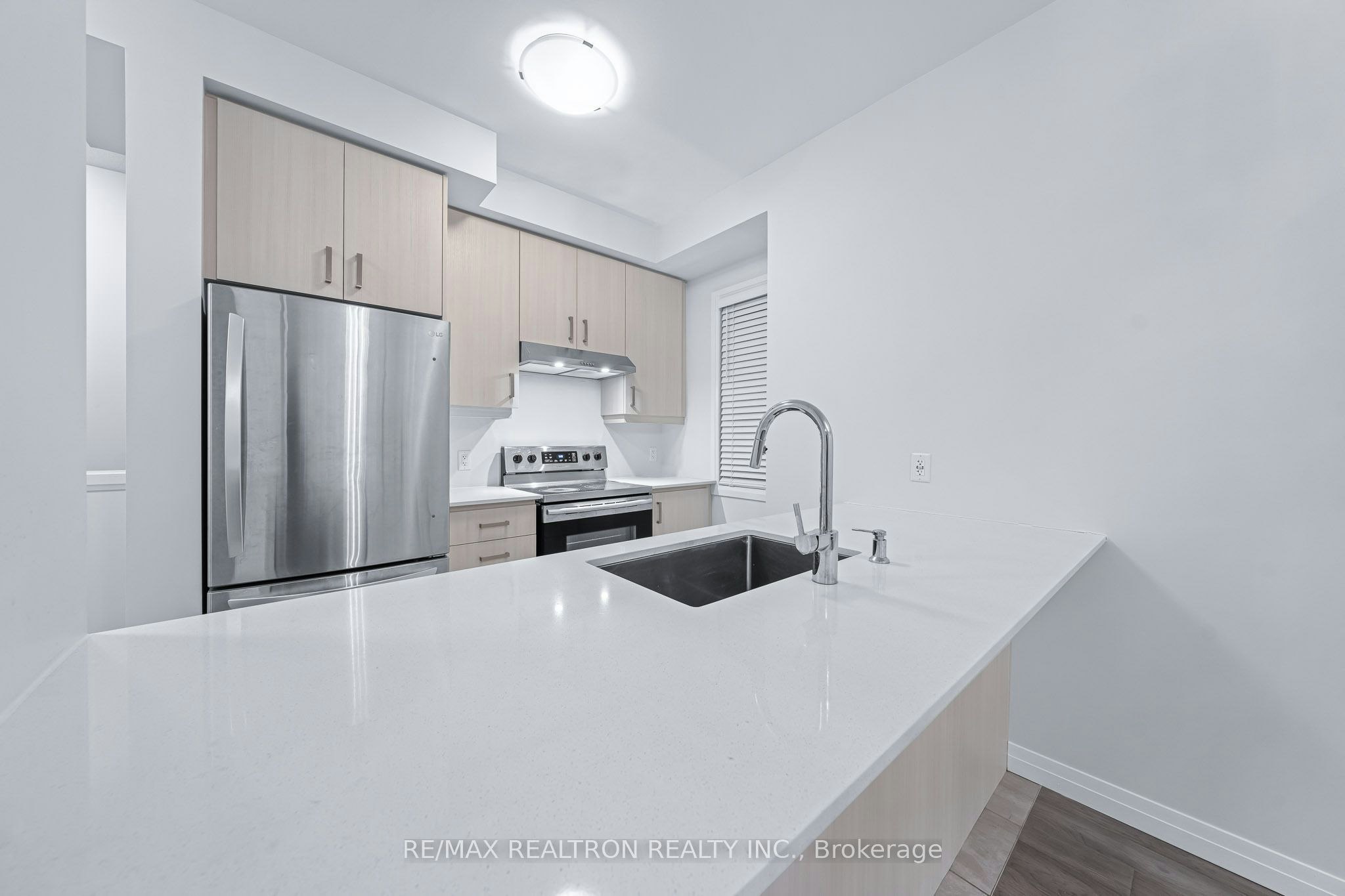 99-30 Times Square Boulevard, Hamilton, ON, L8J 0L8 - 16